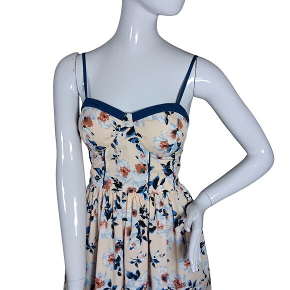 Band of Gypsies Floral Mini Dress - Cream and Blue - Picture 2 of 12